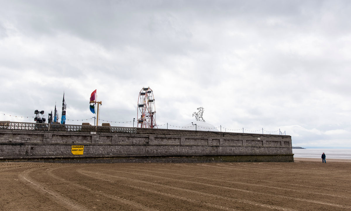 Dismaland, il “parco dei non divertimenti” di Banksy – Foto Dismaland, il “parco dei non divertimenti” di Banksy – Foto