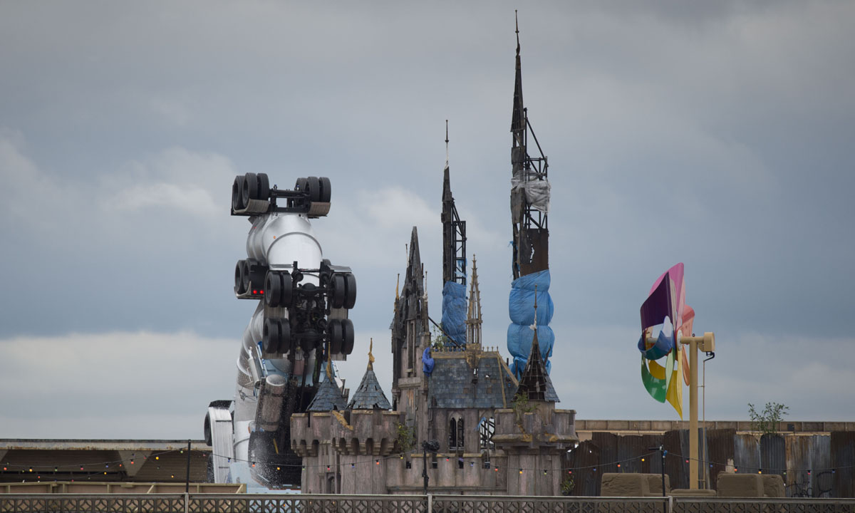 Dismaland, il “parco dei non divertimenti” di Banksy – Foto Dismaland, il “parco dei non divertimenti” di Banksy – Foto