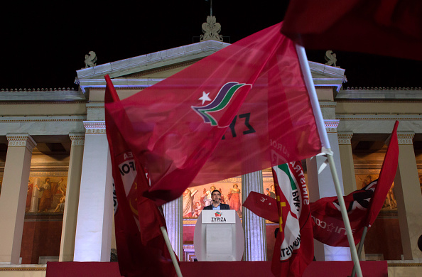 Tsipras si dimette: “Il popolo voti il nostro operato. Vogliamo un mandato forte” Tsipras si dimette: “Il popolo voti il nostro operato. Vogliamo un mandato forte”