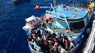 La Guardia Costiera salva 359 migranti