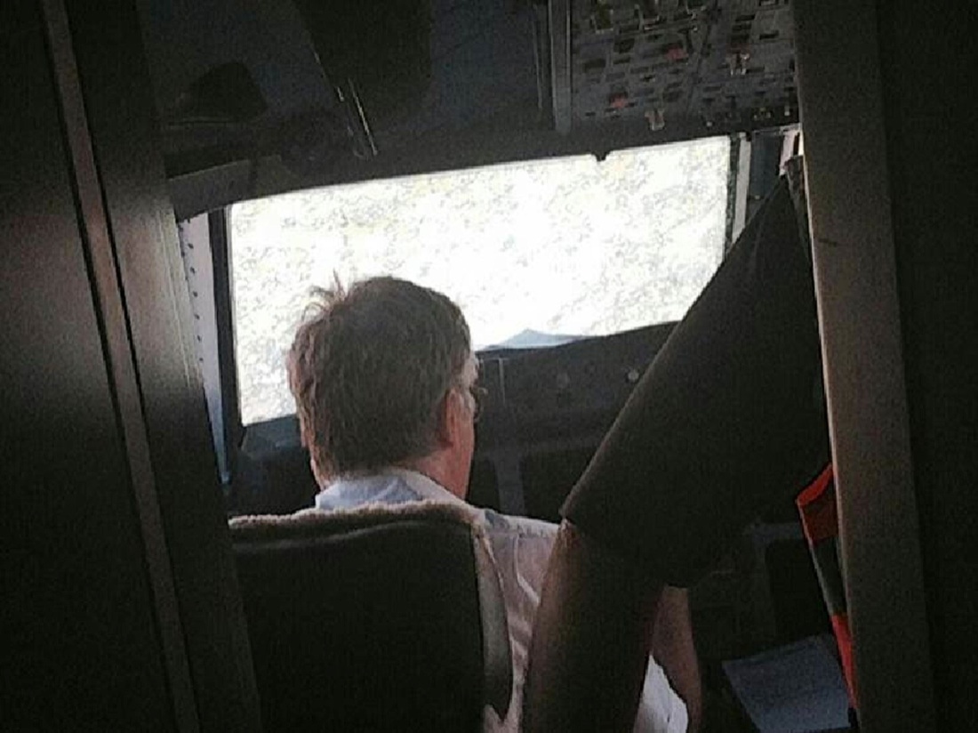 Paura sul volo Roma Milano, un fulmine colpisce l’aereo Paura sul volo Roma Milano, un fulmine colpisce l’aereo