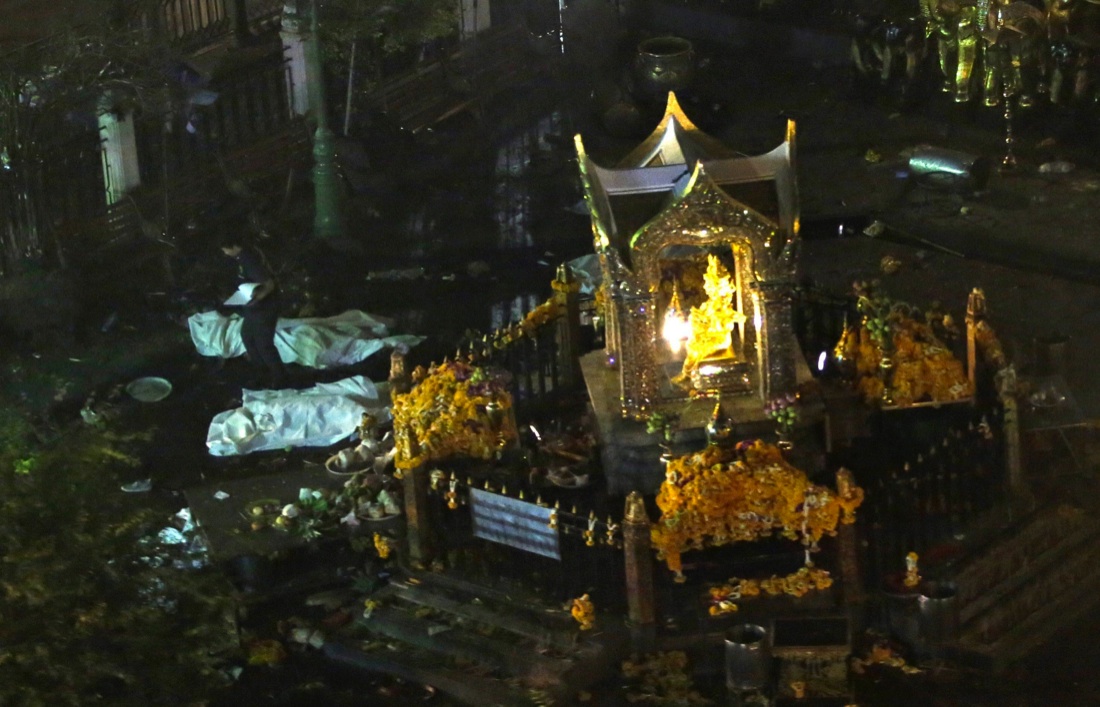 Bomba a Bangkok: le tre piste da seguire Bomba a Bangkok: le tre piste da seguire