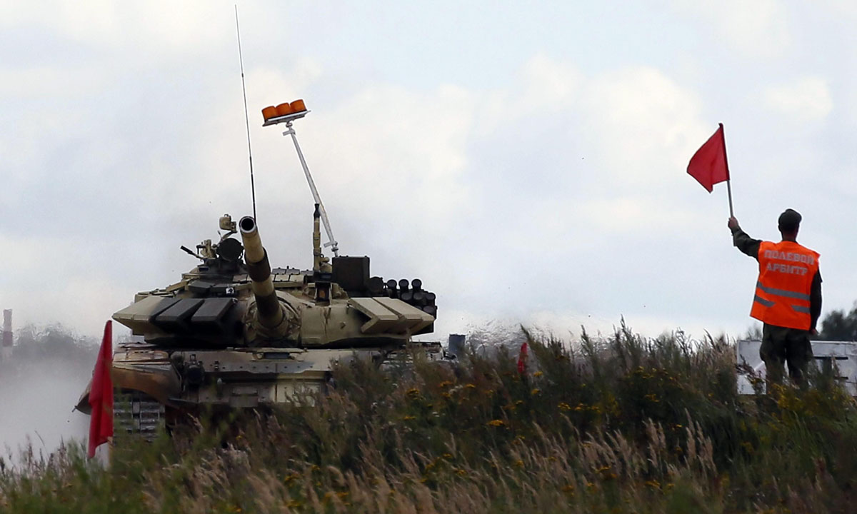 Russia, il Biathlon dei carri armati