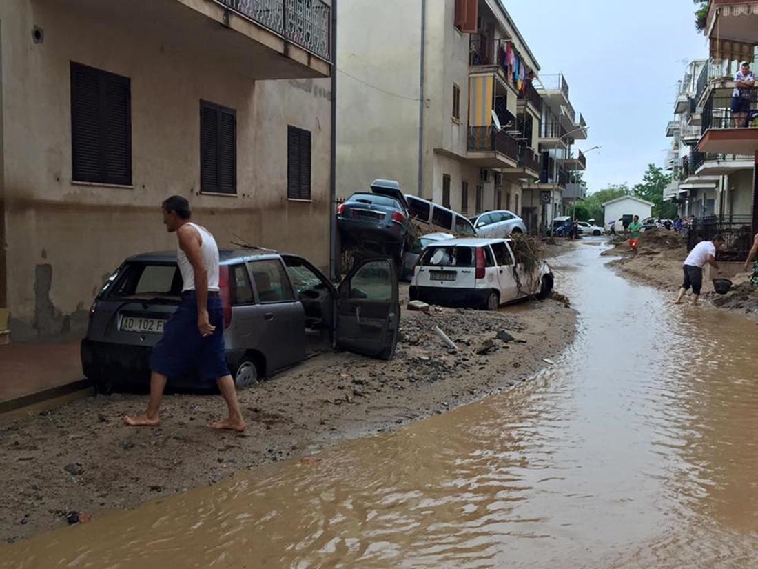 Maltempo, nessuna tregua in tutta Italia Maltempo, nessuna tregua in tutta Italia