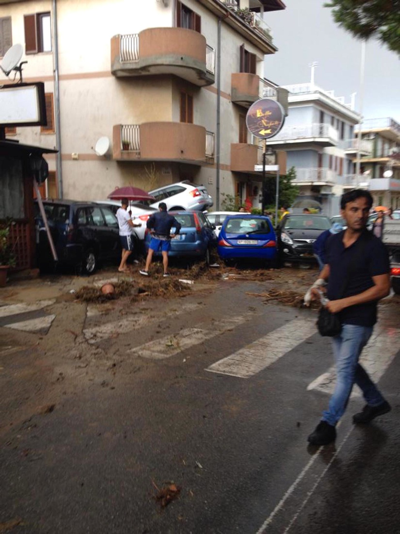 Maltempo, nessuna tregua in tutta Italia Maltempo, nessuna tregua in tutta Italia