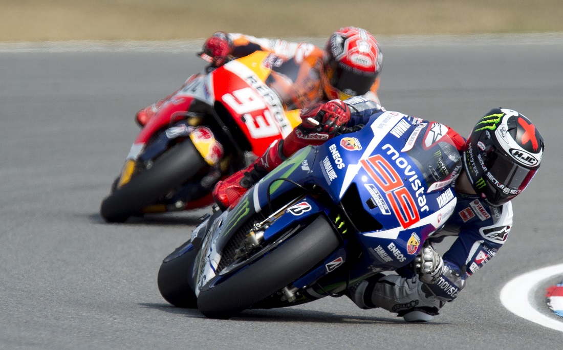 Gp Rep. Ceca: stravince Lorenzo, Rossi sul podio. Aggancio in vetta