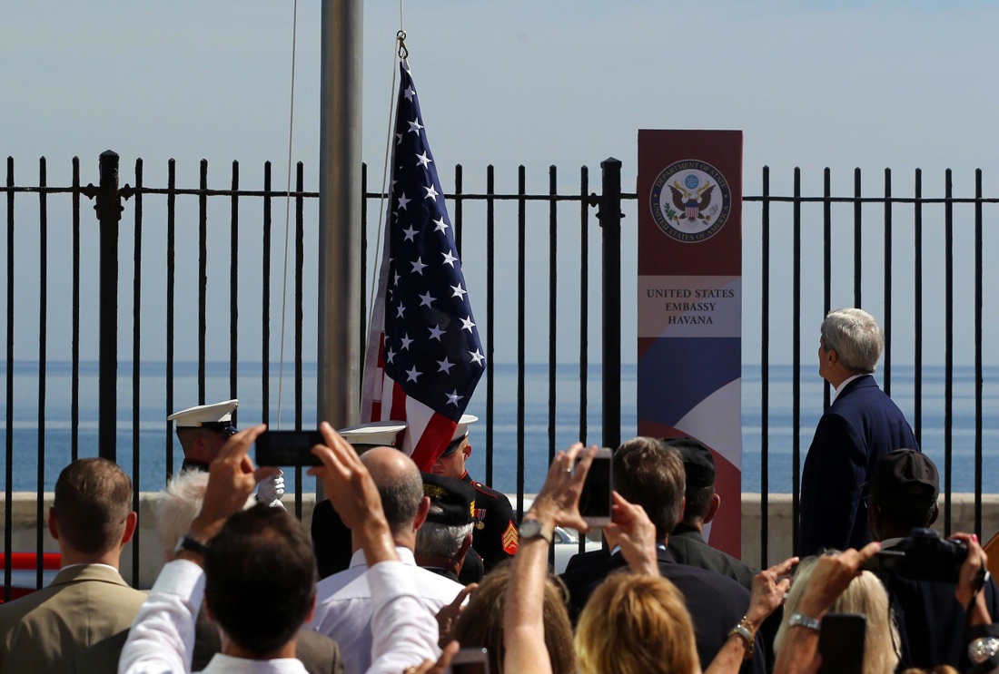 Cuba, riapre l’ambasciata Usa. John Kerry a l’Avana – Foto