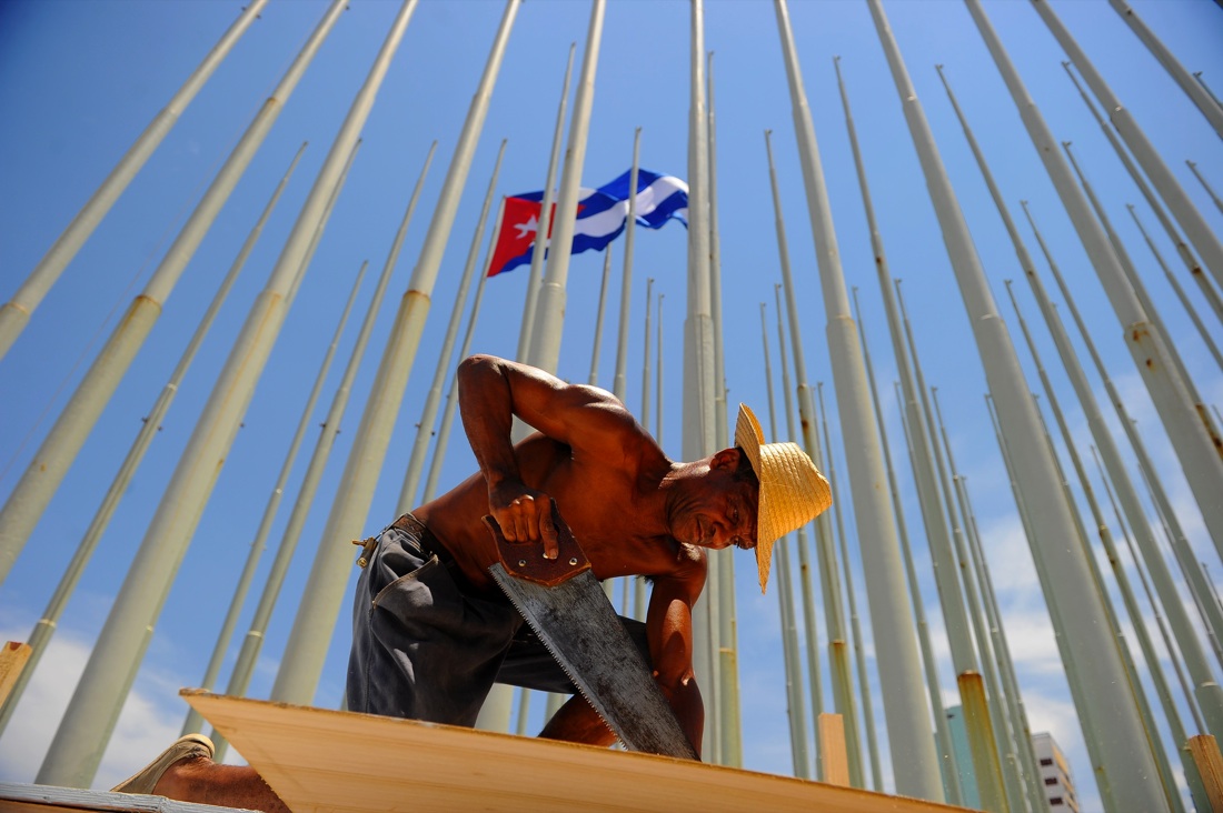 Cuba, riapre l’ambasciata Usa. John Kerry a l’Avana – Foto