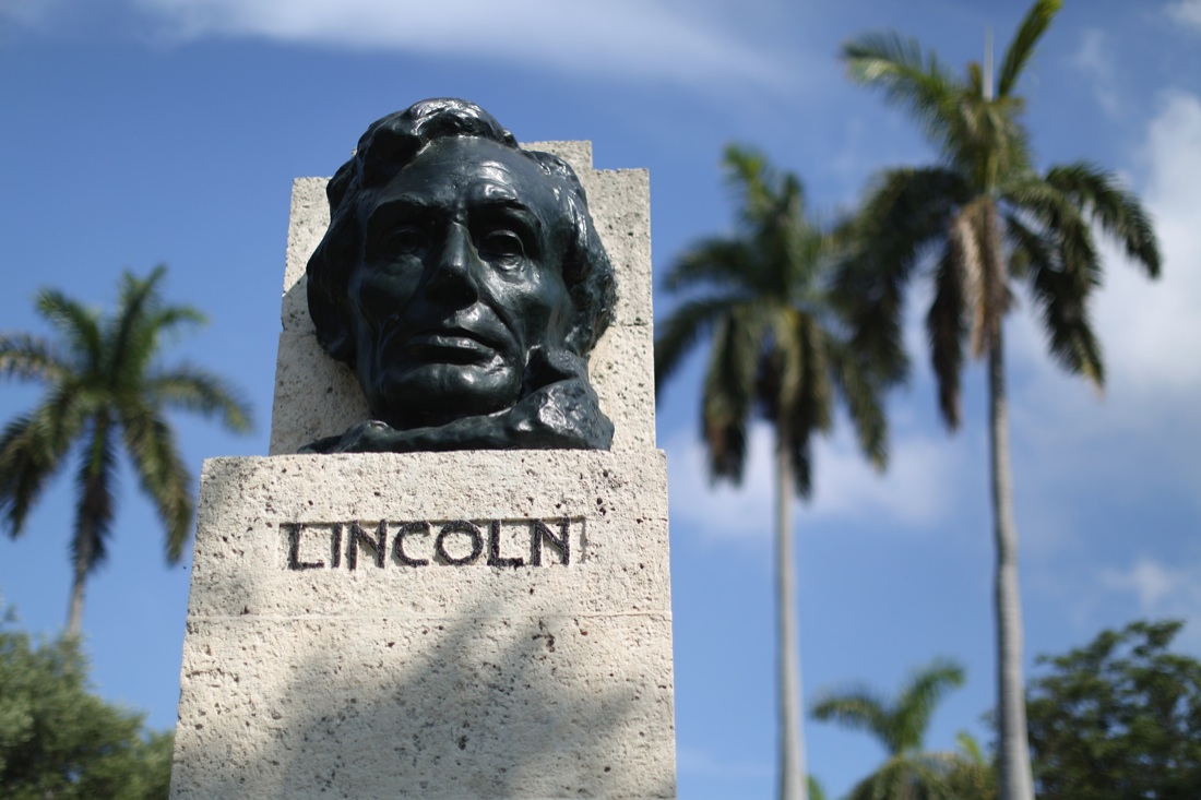 Cuba, riapre l’ambasciata Usa. John Kerry a l’Avana – Foto