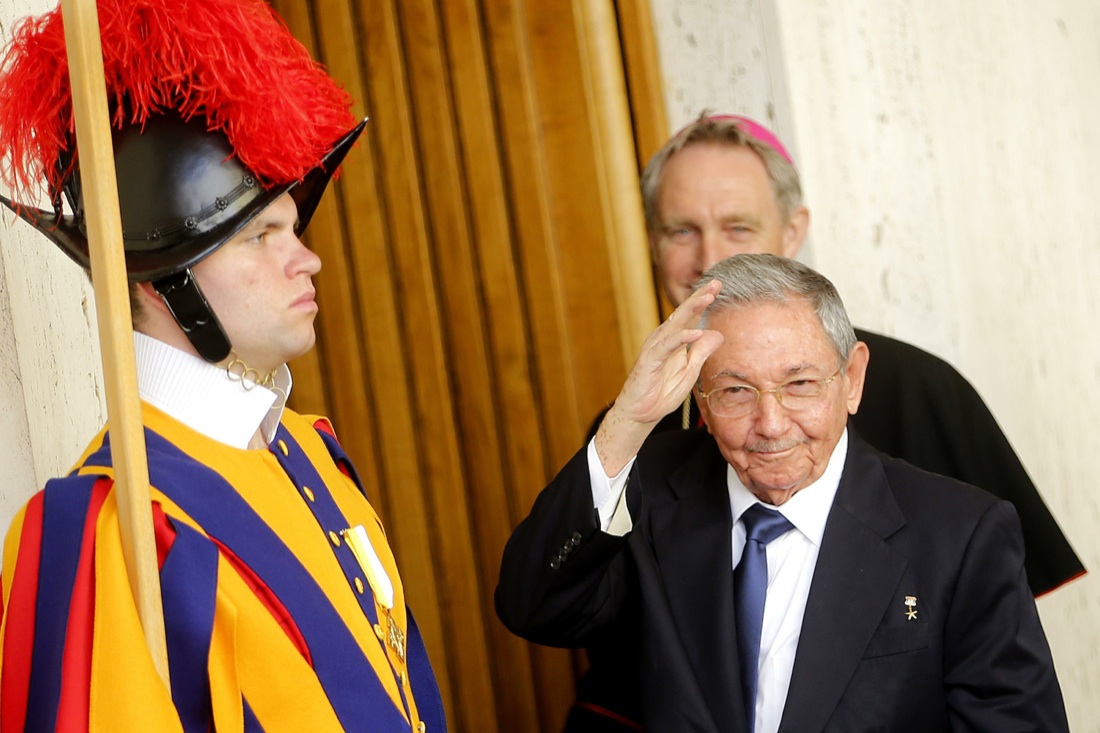 Cuba, riapre l’ambasciata Usa. John Kerry a l’Avana – Foto