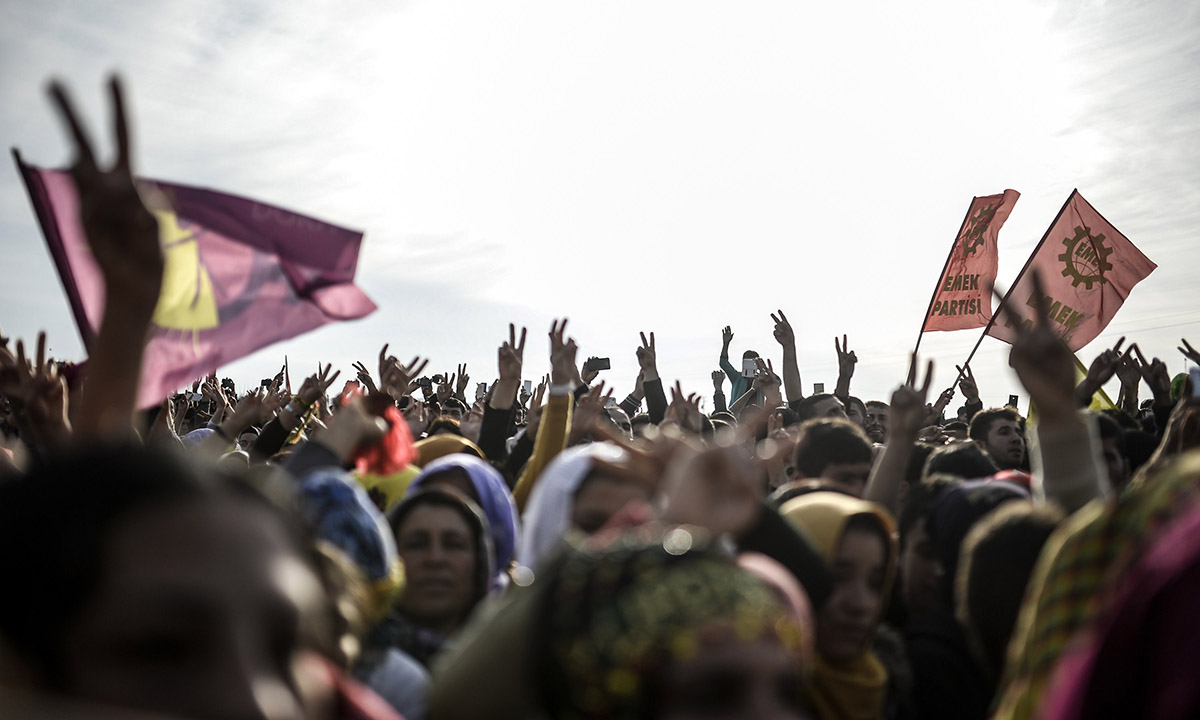 Gli Stati Uniti iniziano a bombardare l’Isis dalla Turchia Gli Stati Uniti iniziano a bombardare l’Isis dalla Turchia