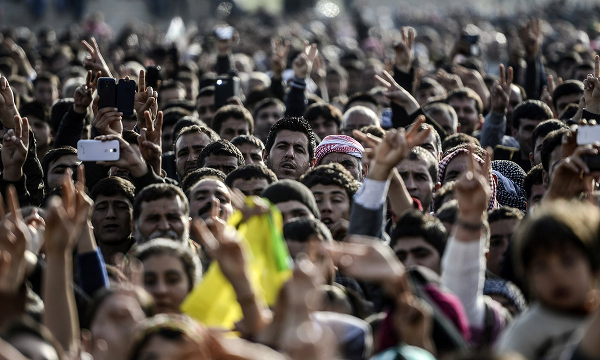 Gli Stati Uniti iniziano a bombardare l’Isis dalla Turchia Gli Stati Uniti iniziano a bombardare l’Isis dalla Turchia