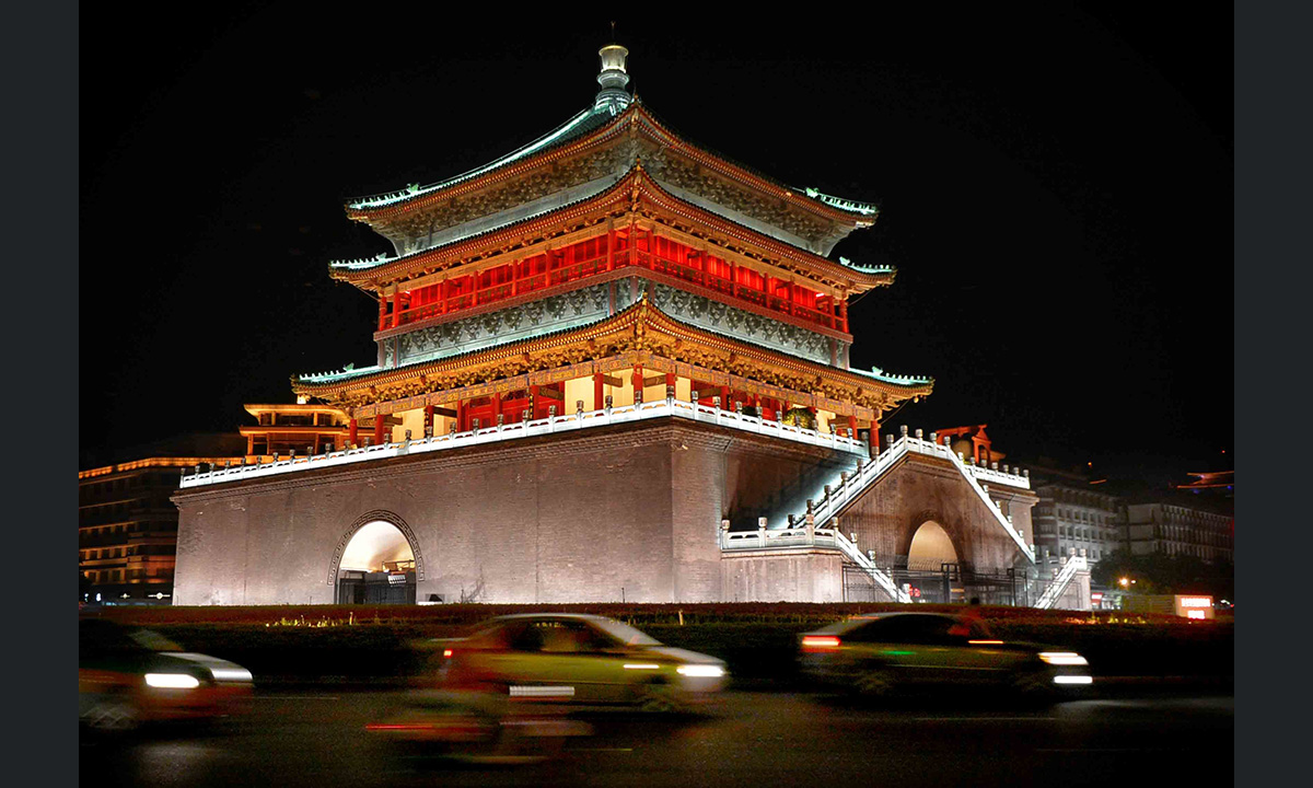 La Cina fotografata di notte