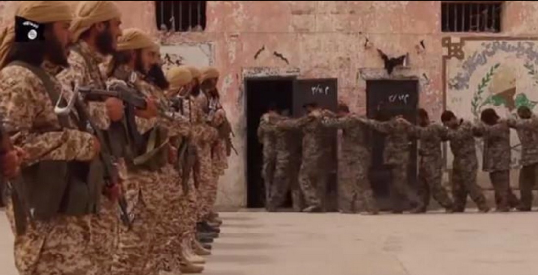 Isis, nuovo video: anziani massacrati con l’esplosivo Isis, nuovo video: anziani massacrati con l’esplosivo