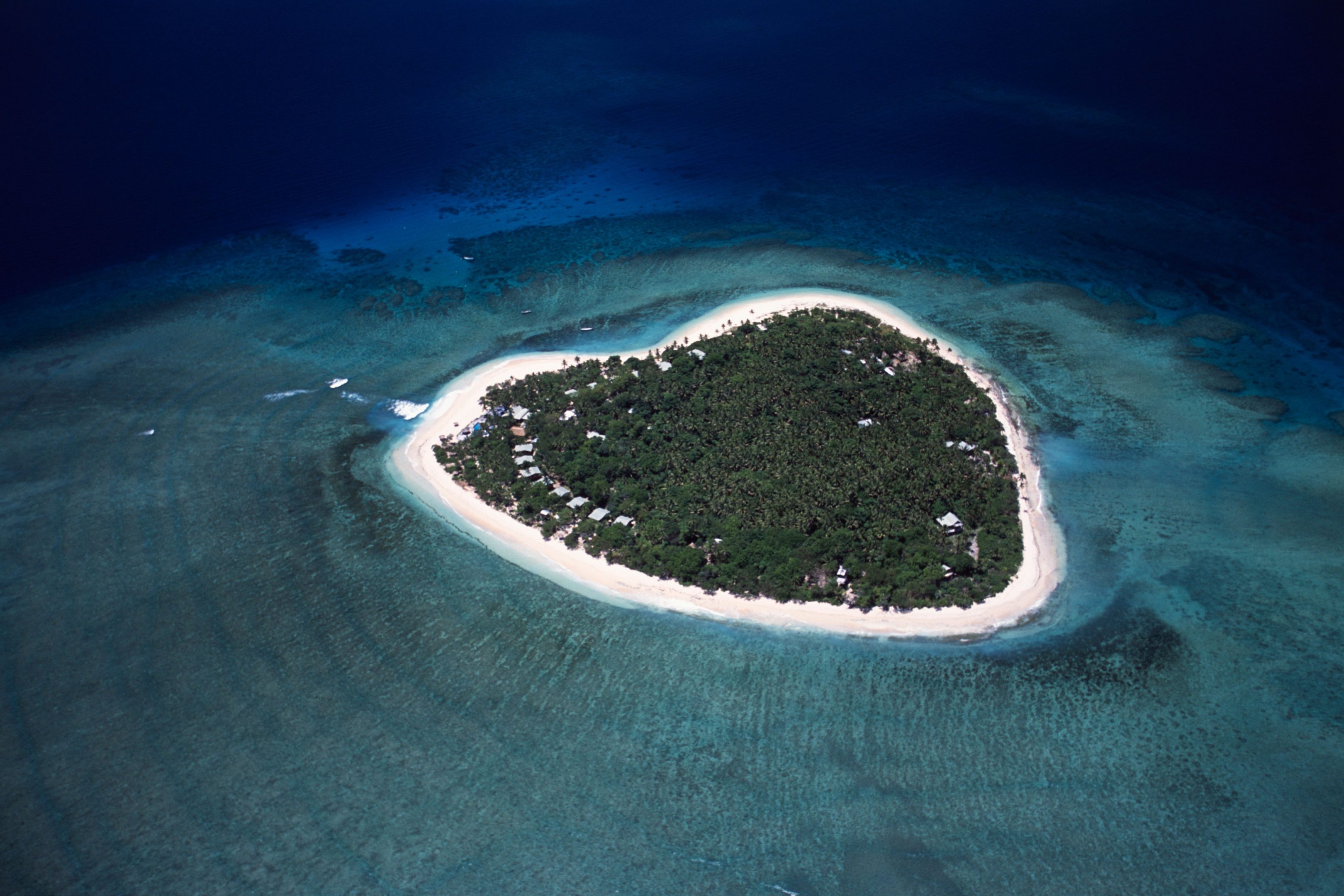 Le 12 bellezze naturali a forma di cuore Le 12 bellezze naturali a forma di cuore