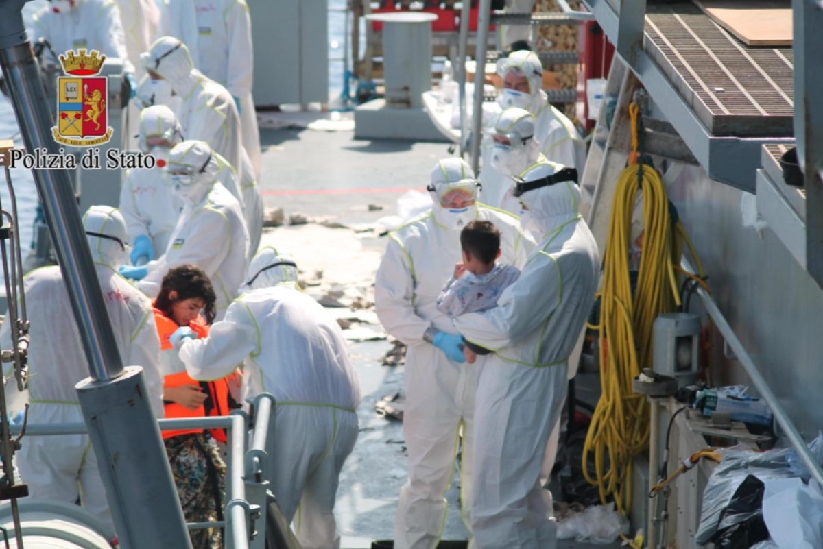 Galleria foto 'Immigrazione, arrestati 5 scafisti torturatori' - foto 2