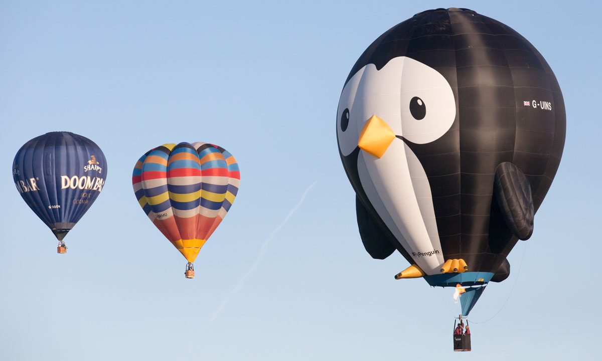 I colori delle mongolfiere nei cieli di Bristol