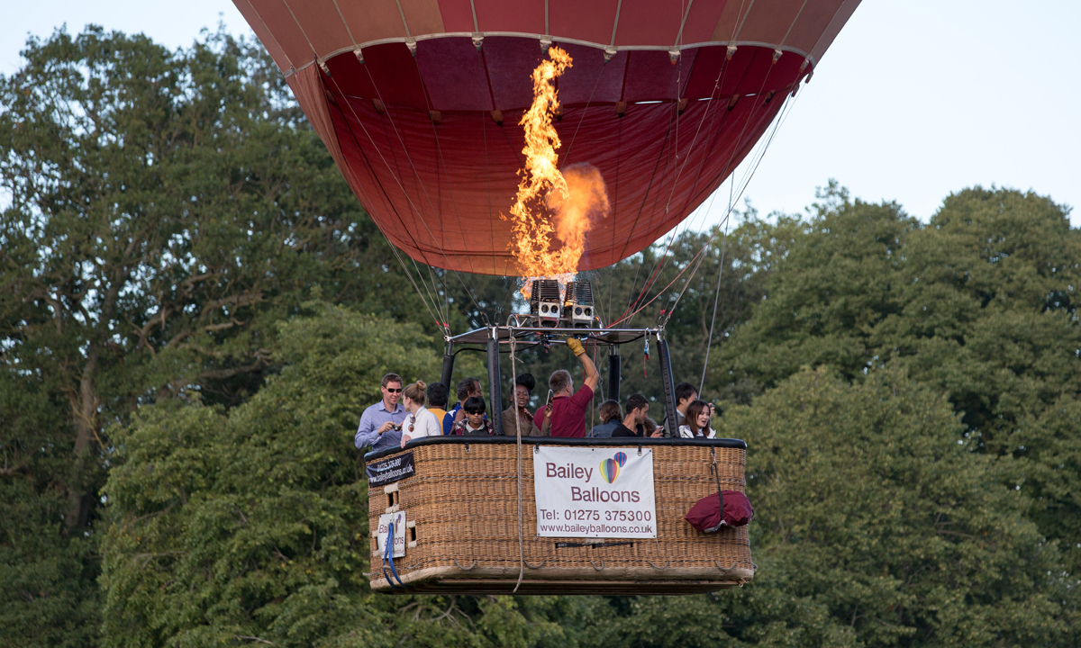 I colori delle mongolfiere nei cieli di Bristol