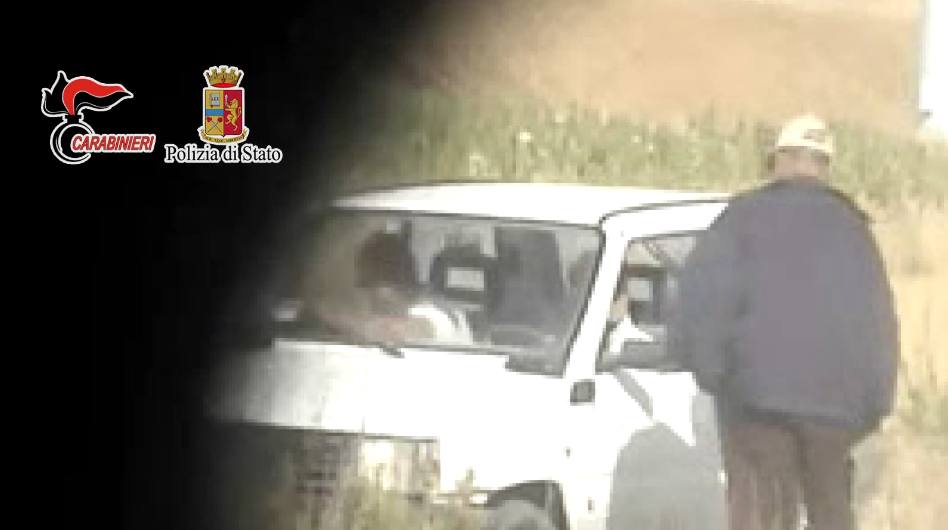 Mafia, si stringe il cerchio intorno al boss Messina Denaro Mafia, si stringe il cerchio intorno al boss Messina Denaro