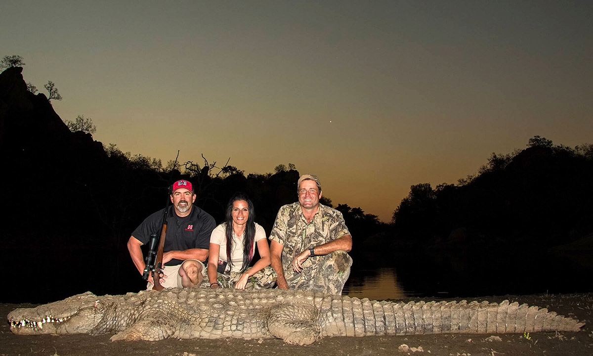 Tutti contro Sabrina, la killer della savana