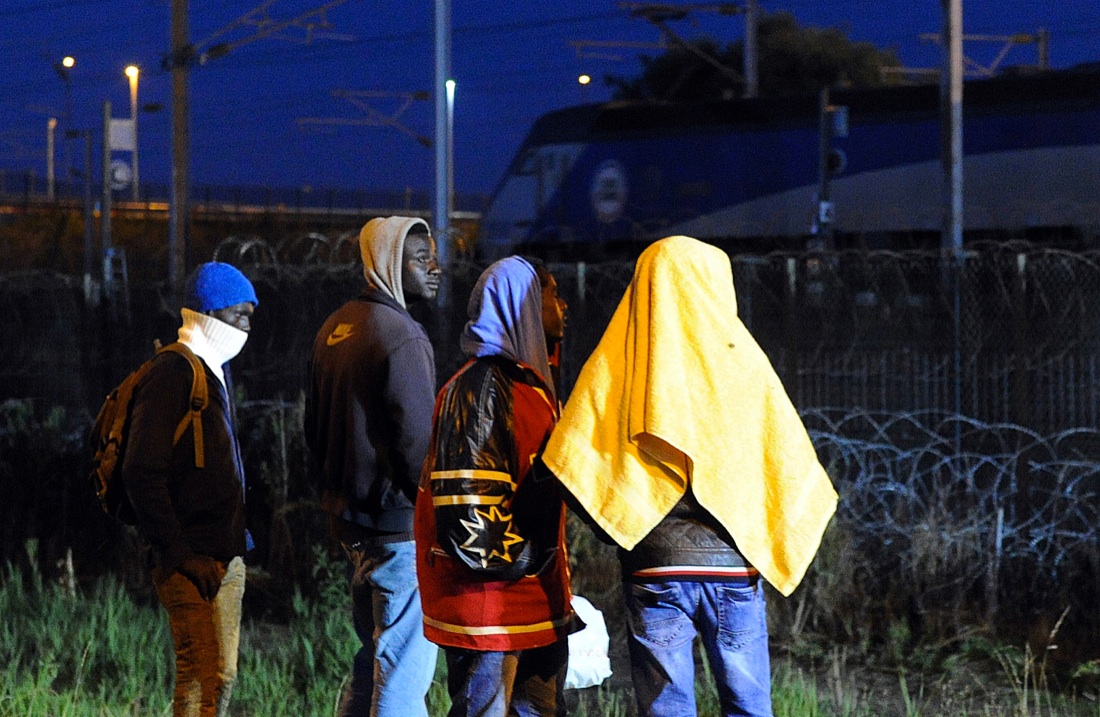 Immigrazione: a Calais va in scena l’ipocrisia europea