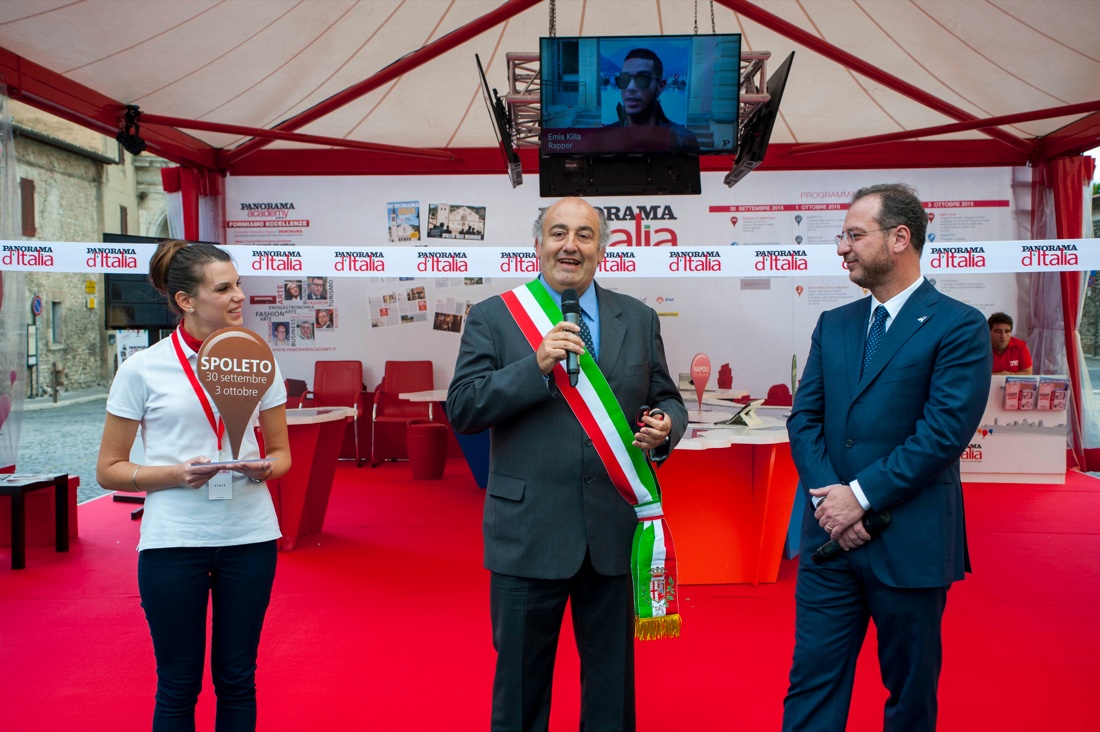 Il sindaco di Spoleto inaugura la tappa del tour in Umbria Il sindaco di Spoleto inaugura la tappa del tour in Umbria