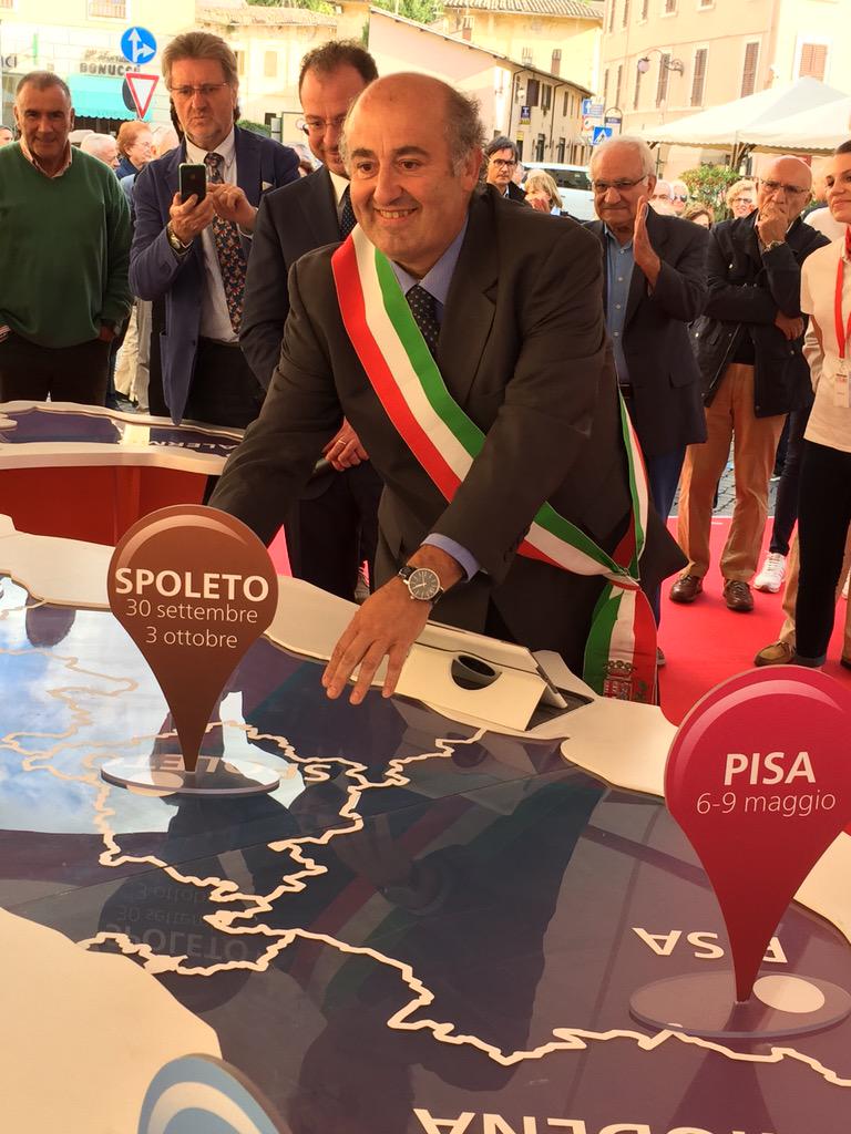 Il sindaco di Spoleto inaugura la tappa del tour in Umbria Il sindaco di Spoleto inaugura la tappa del tour in Umbria