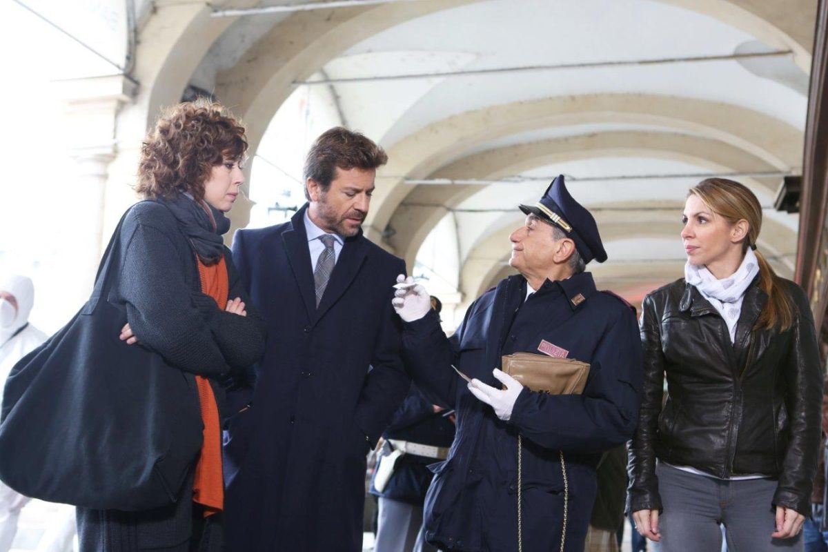 Galleria foto 'Provaci ancora Prof 6: colpo di scena, Camilla e Berardi si baciano' - foto 2