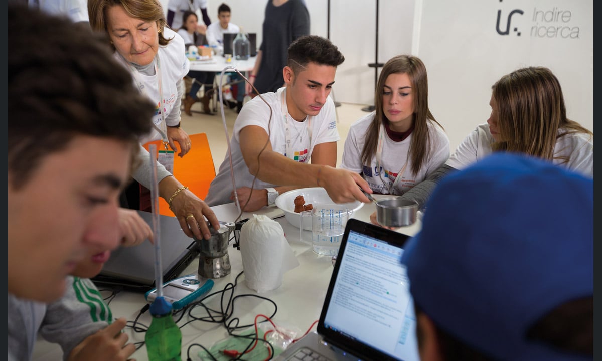 Scuola, 90 anni di storia in mostra a Firenze Scuola, 90 anni di storia in mostra a Firenze