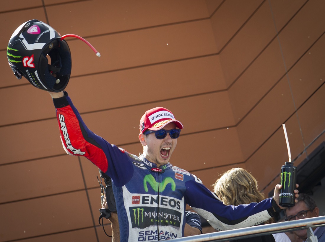 Rossi e Vettel: un terzo posto non vale l’altro, ecco perché Rossi e Vettel: un terzo posto non vale l’altro, ecco perché