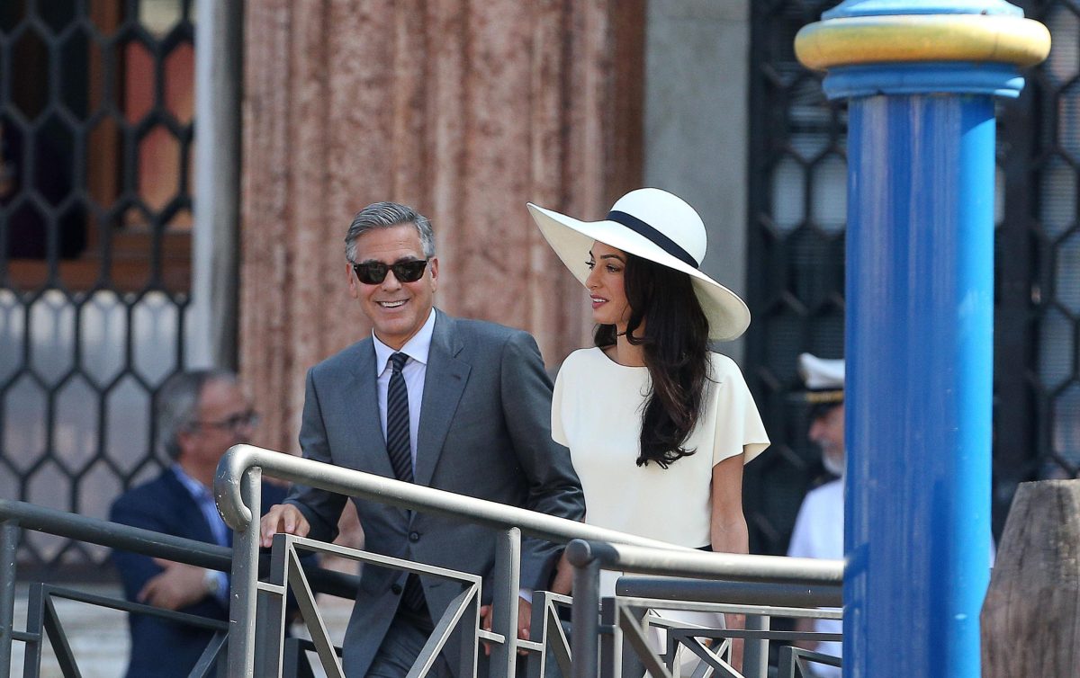 Galleria foto 'George e Amal Clooney, primo anniversario di matrimonio low profile' - foto 18