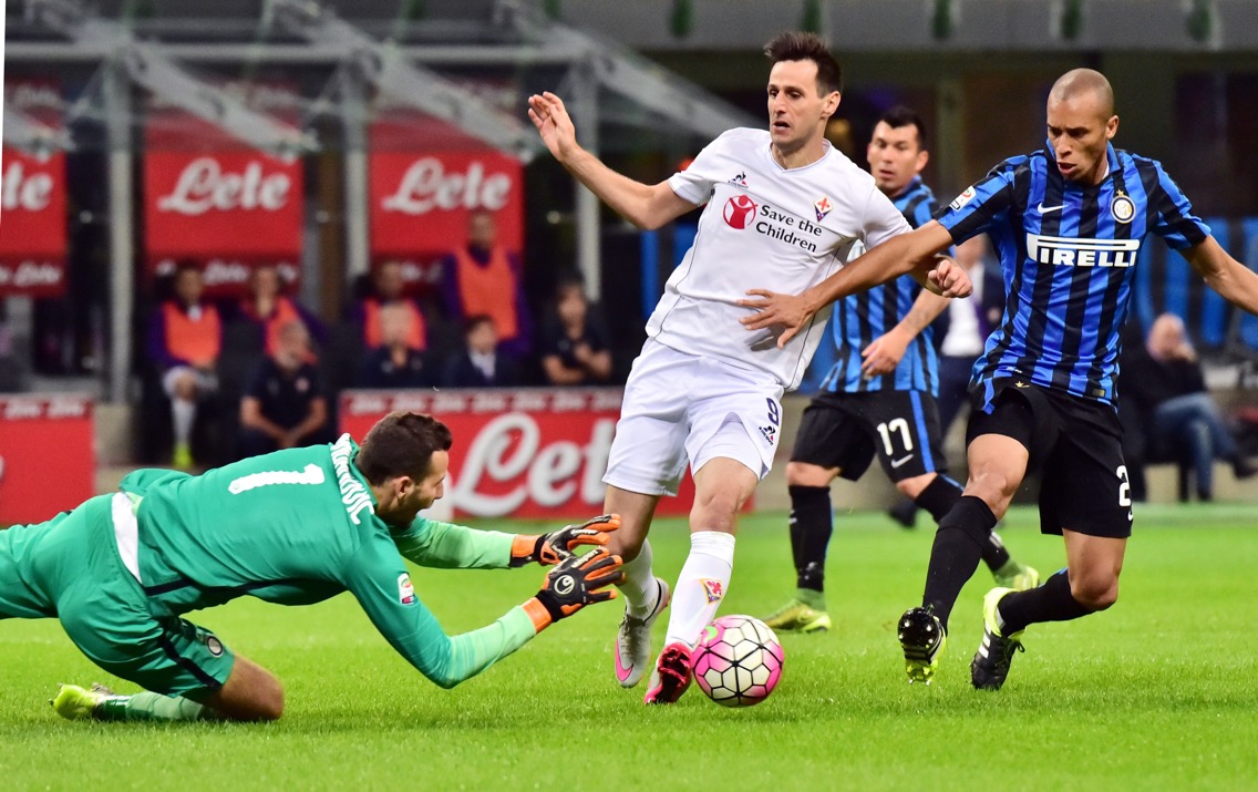 Inter – Fiorentina 1-4, tripletta di Kalinic e viola in vetta