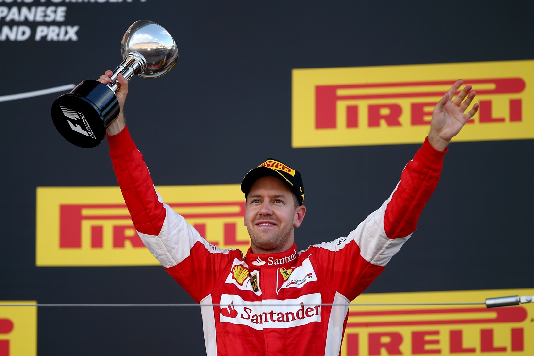 Gp Giappone: vince Hamilton su Rosberg. Ferrari terza con Vettel Gp Giappone: vince Hamilton su Rosberg. Ferrari terza con Vettel