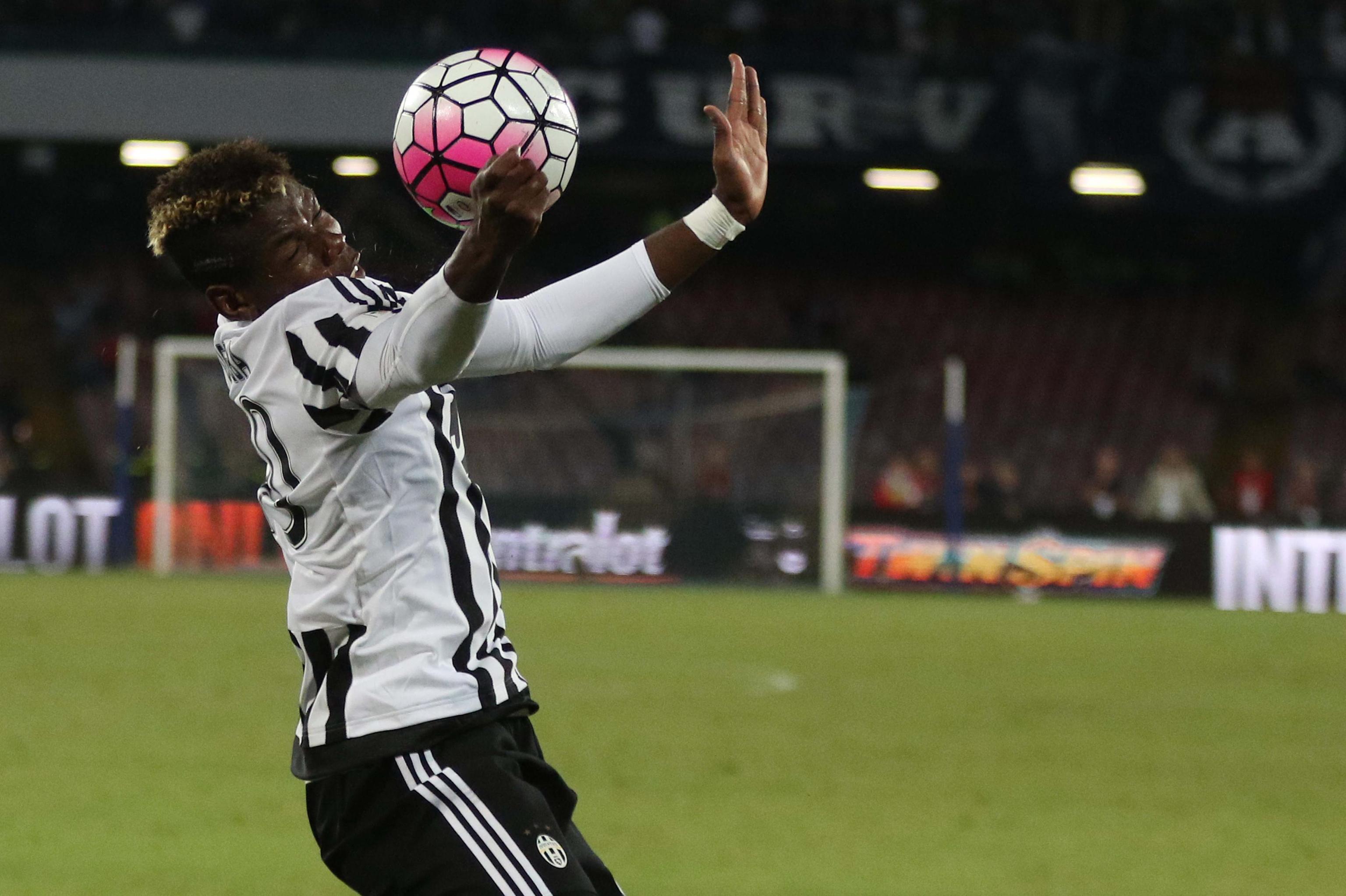 Napoli-Juventus 2-1: super Higuain, crisi per Allegri