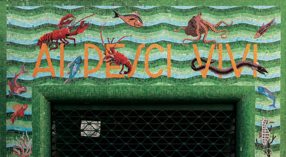 Le più belle insegne d’Italia raccolte in un libro