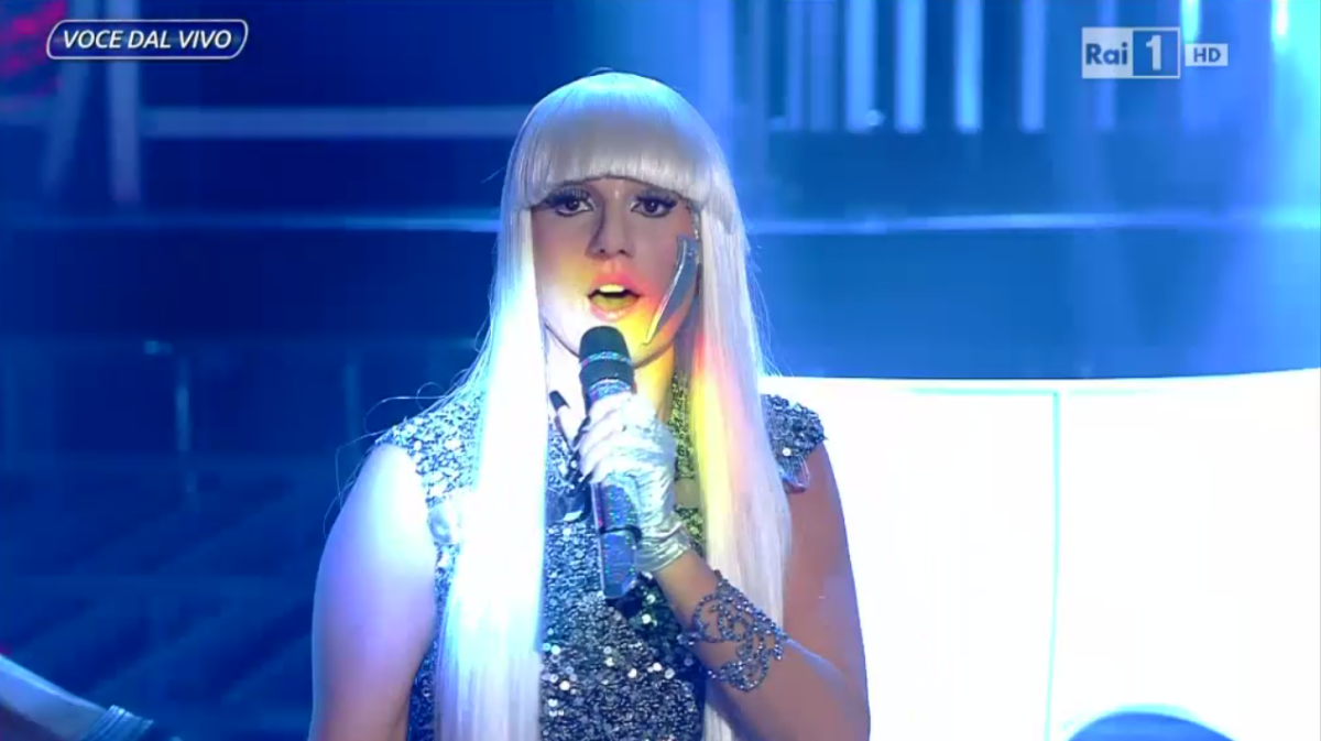 Galleria foto 'Tale e quale show 5: Bianca Guaccero è Mia Martini – Le pagelle' - foto 2