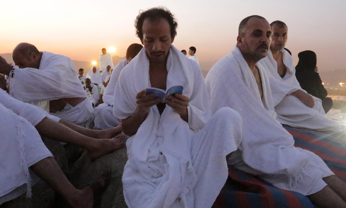 Tragedia alla Mecca: 717 morti, 863 feriti – Foto e video