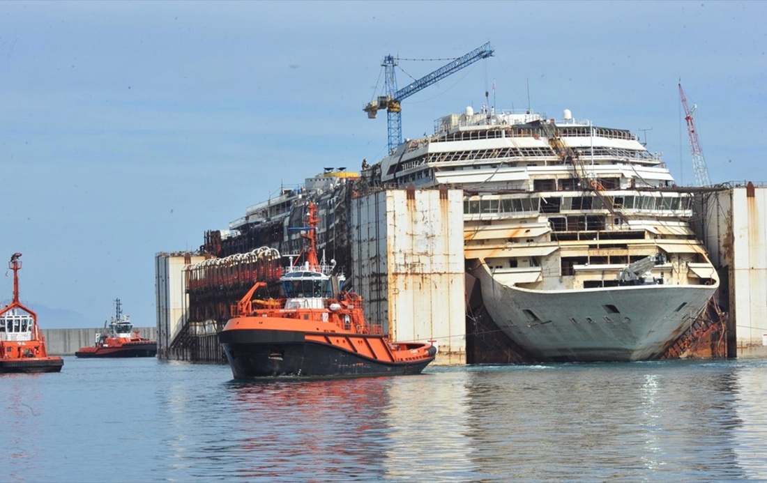Costa Concordia, Schettino ricorre in appello: “Sentenza sbagliata” Costa Concordia, Schettino ricorre in appello: “Sentenza sbagliata”