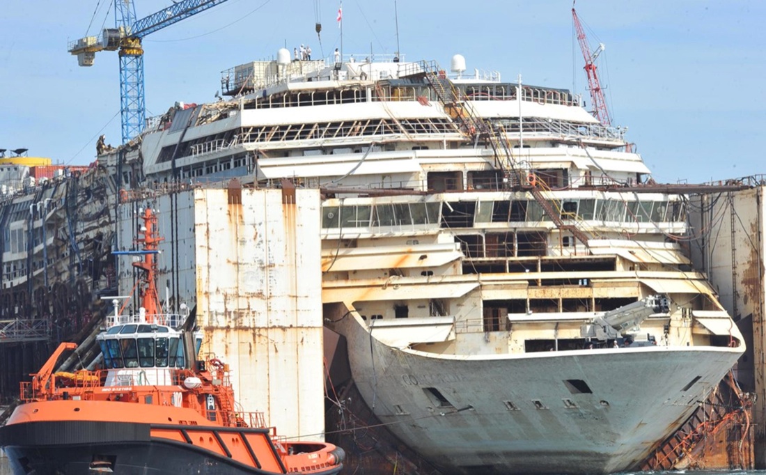 Costa Concordia, Schettino ricorre in appello: “Sentenza sbagliata” Costa Concordia, Schettino ricorre in appello: “Sentenza sbagliata”