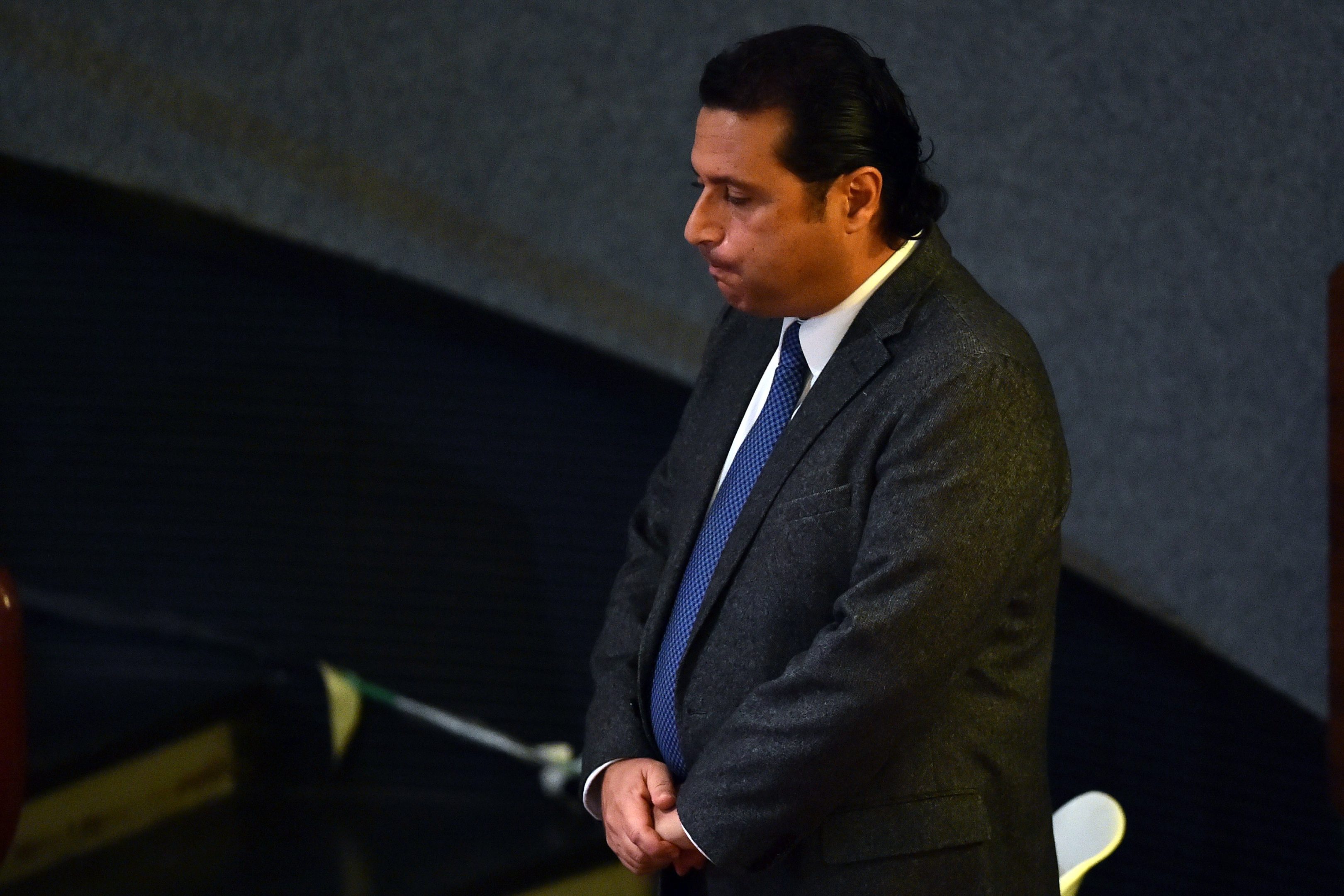 Costa Concordia, Schettino ricorre in appello: “Sentenza sbagliata” Costa Concordia, Schettino ricorre in appello: “Sentenza sbagliata”