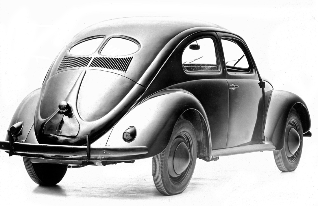 La Volkswagen nella storia. Dal Maggiolino a oggi – foto La Volkswagen nella storia. Dal Maggiolino a oggi – foto