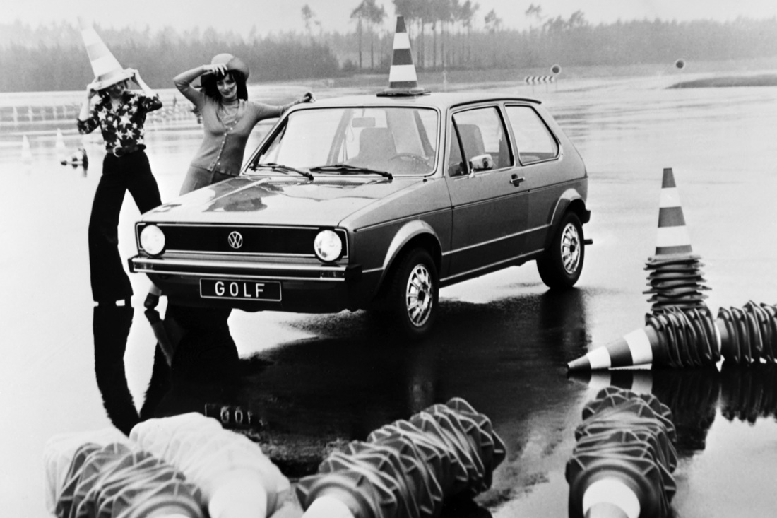 La Volkswagen nella storia. Dal Maggiolino a oggi – foto La Volkswagen nella storia. Dal Maggiolino a oggi – foto