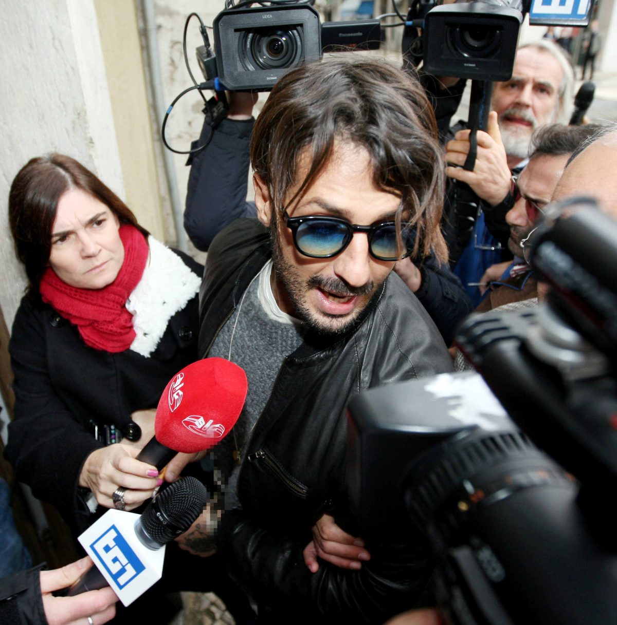 Galleria foto 'Fabrizio Corona: nuovo amore con una delle Donatella?' - foto 7