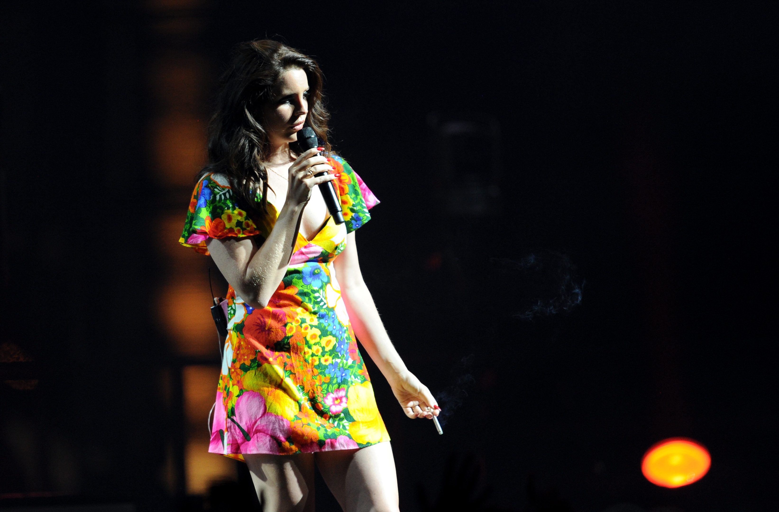 Lana Del Rey & la dark side d’America: la recensione di “Honeymoon” Lana Del Rey & la dark side d’America: la recensione di “Honeymoon”