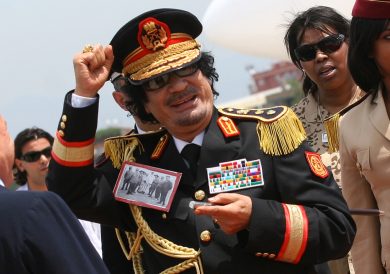 Meglio i dittatori che gli “Stati falliti”