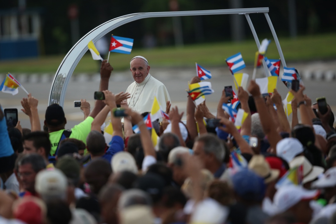 Cuba accoglie in trionfo il Papa dei poveri – Foto
