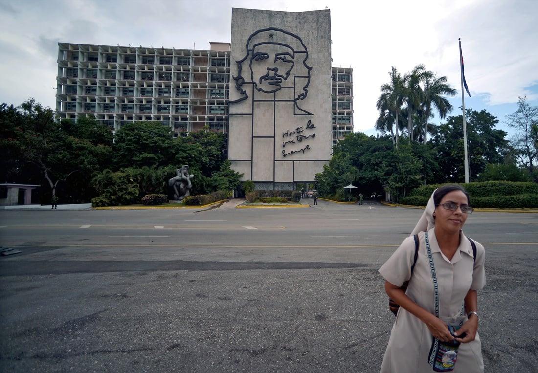 Cuba accoglie in trionfo il Papa dei poveri – Foto