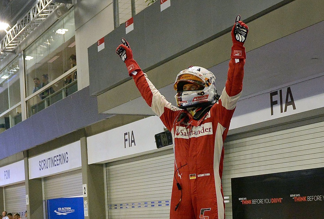 Gp Singapore: meraviglia Ferrari con Vettel. Hamilton ko, mondiale riaperto Gp Singapore: meraviglia Ferrari con Vettel. Hamilton ko, mondiale riaperto