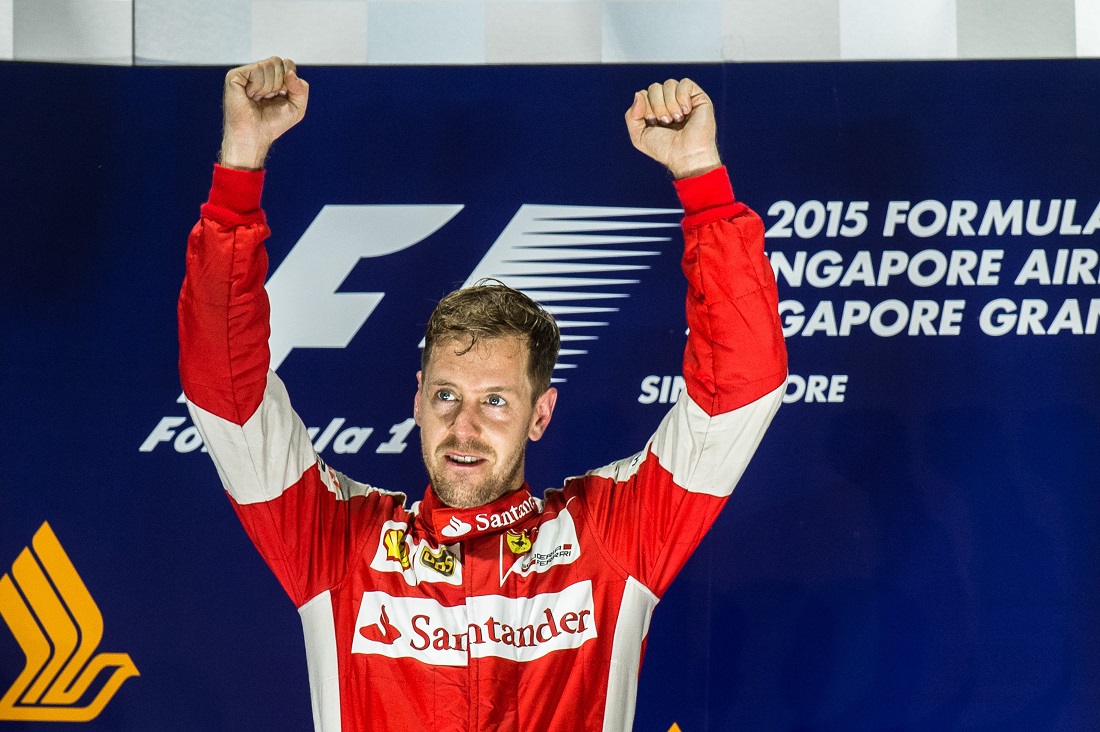 Gp Singapore: meraviglia Ferrari con Vettel. Hamilton ko, mondiale riaperto Gp Singapore: meraviglia Ferrari con Vettel. Hamilton ko, mondiale riaperto