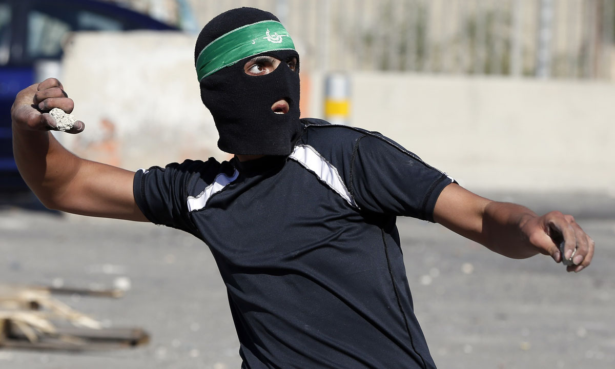 Gerusalemme, scontri tra polizia israeliana e palestinesi – Foto Gerusalemme, scontri tra polizia israeliana e palestinesi – Foto